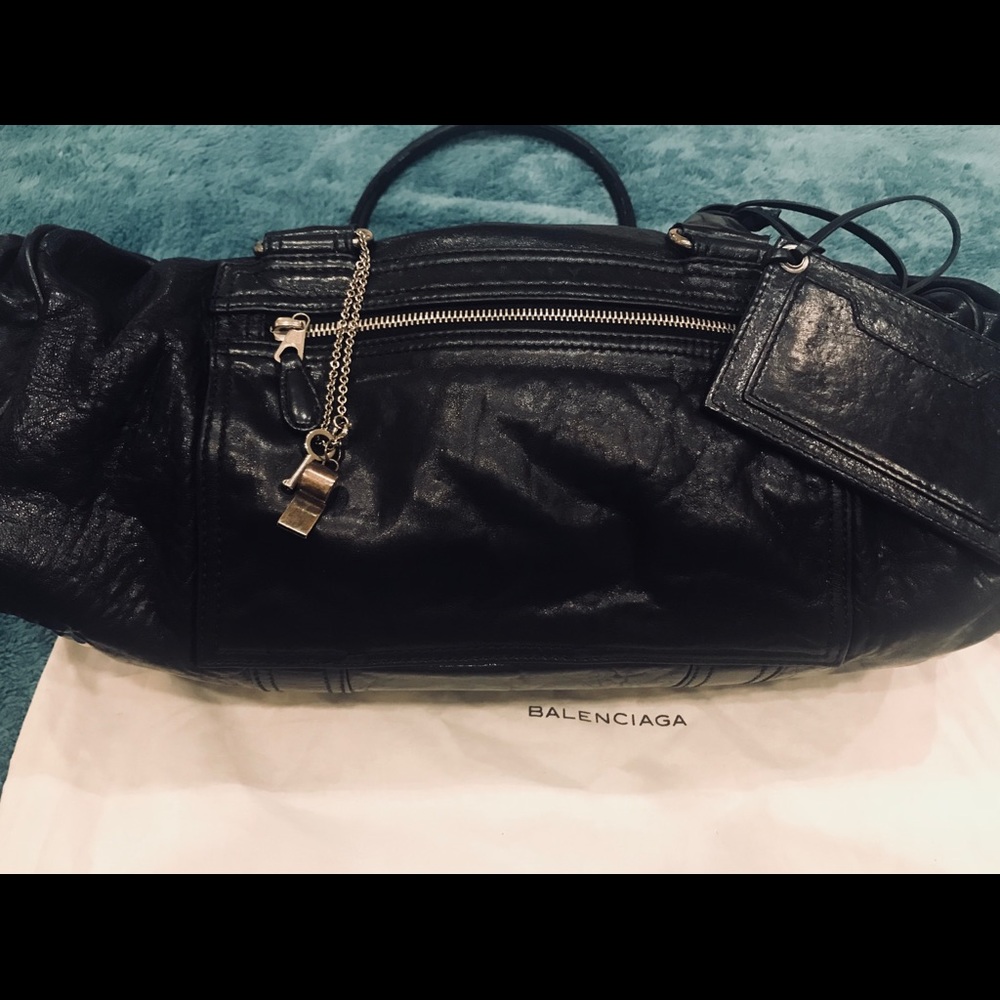 ❌TRADED❌ Balenciaga Whistle Bag - Picture 4 of 7